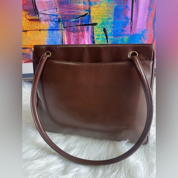 Vintage Chanel Shoulder Bag - Picture 3 of 13